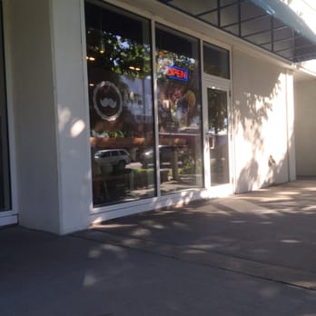 Mr Tea Cafe - Store front - Bubble Tea Near Me - Honolulu, Hawaii Mr Tea Cafe - Store front - Bubble Tea Near Me - Honolulu, Hawaii