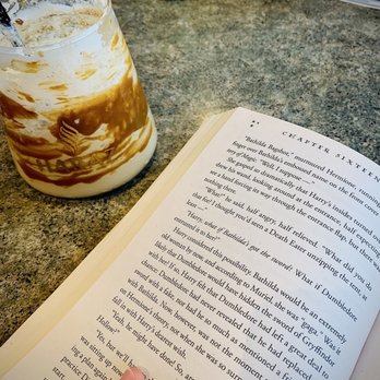 Haraz Coffee House - Books and drinks date day! - Middle Eastern Near Me - Oak Creek, Wisconsin