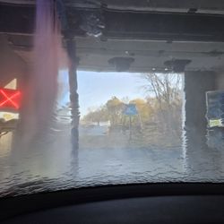 Big Kahuna Car Wash - Quick wash