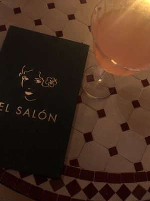 El Salón by null
