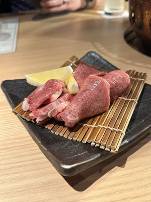 Sumibi Yakiniku Nakahara by null