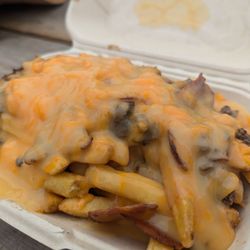 Your Place Eatery - Bacon cheeseburger poutine