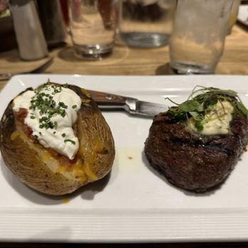 77 Steakhouse and Saloon - Filet mignon - American Near Me - Hulett, Wyoming