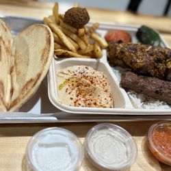 JeJe Mediterranean Grill - Combo plate!