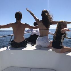 Cocos Boat Rentals in Marathon Florida Keys - "As free as we'll ever be!"