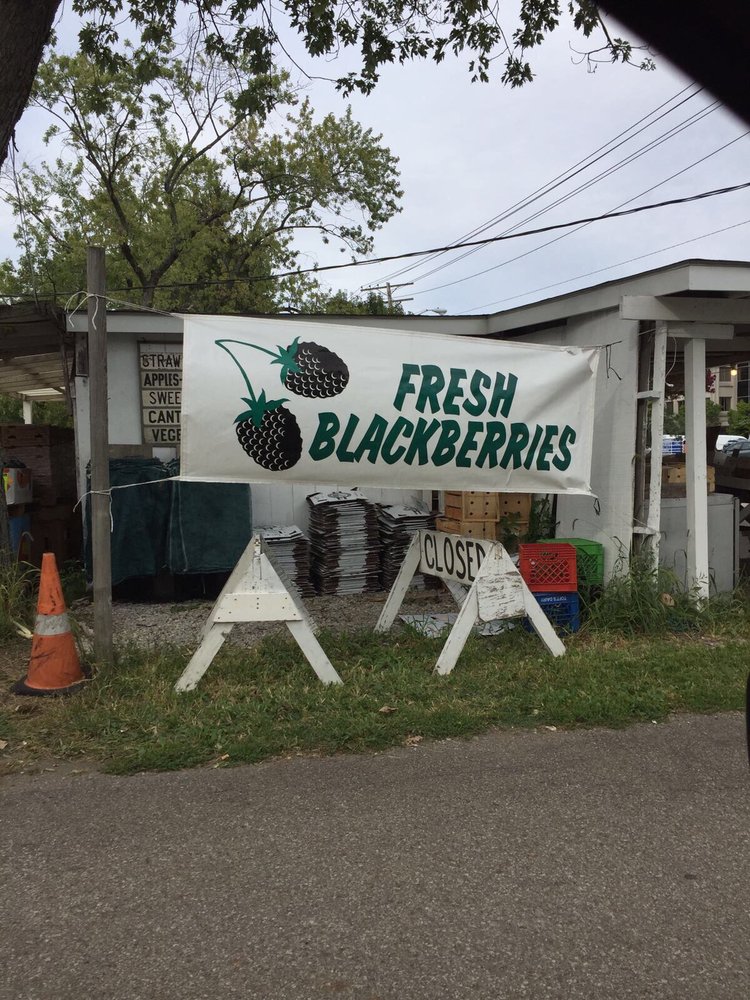 Willie's Farm Market Logo