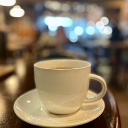 RS Beanery Coffee & Cocktails - Americano w/ splash