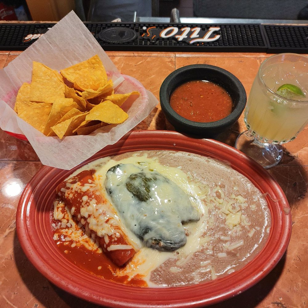 El Potro Mexican Restaurant - Enchilada and chile relleno combo (w/no rice) Margarita Rocks - Mexican Near Me - Rincon, Georgia