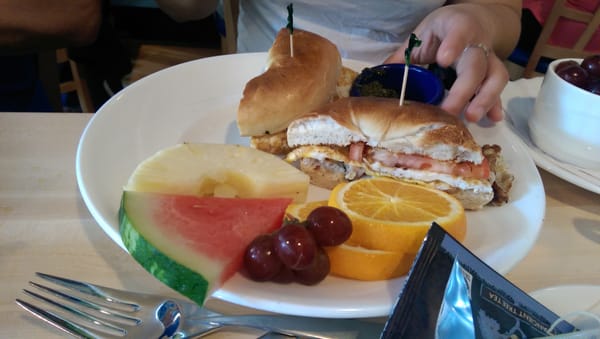 Yolk - Lakeview by null