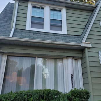 Empire Window Company - 9 new windows just like these upstairs - Windows Installation Near Me - Solon, Ohio