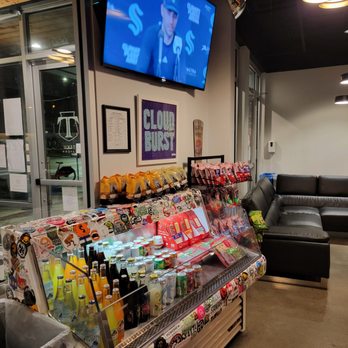 TeKu Tavern + Cafe - the inside of the restaurant - Beer Bar Near Me - Seattle, Washington