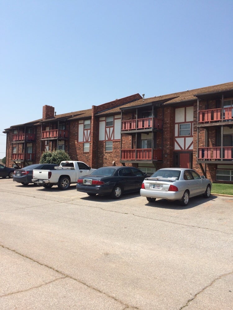 WINCHESTER WEST Updated September 2024 1001 S Oakwood Rd, Enid