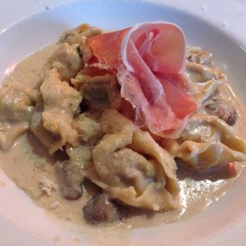 Ideale - tortelloni alla paesana - Italian Near Me - San Francisco, California Ideale - tortelloni alla paesana - Italian Near Me - San Francisco, California