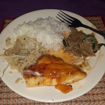 Singha Thai Restaurant - Yummy plate full of rice, Pud Thai, Panang Beef and Racha Chicken. - Thai Near Me - Milwaukee, Wisconsin