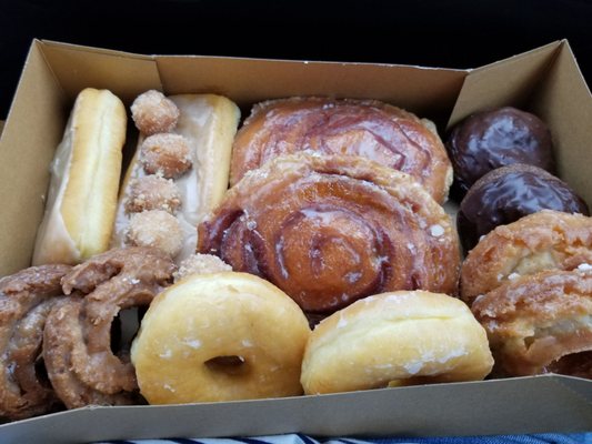 Donuts Plus by null