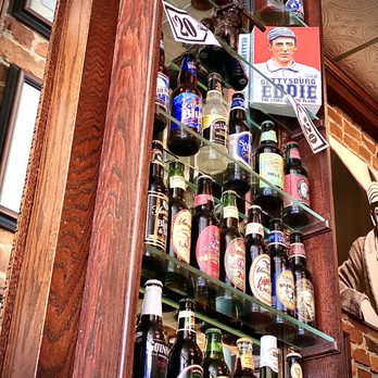 Gettysburg Eddie's - a shelf full of beer bottles - New American Near Me - Gettysburg, Pennsylvania Gettysburg Eddie's - a shelf full of beer bottles - New American Near Me - Gettysburg, Pennsylvania