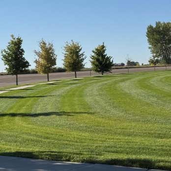 EM Lawn Care - Mowing - Lawn Services Near Me - Longmont, Colorado EM Lawn Care - Mowing - Lawn Services Near Me - Longmont, Colorado