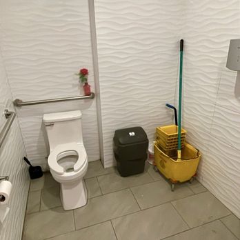 Tin Wong - 10/10 authentic asian restaurant bathroom no notes - Noodles Near Me - New York, New York Tin Wong - 10/10 authentic asian restaurant bathroom no notes - Noodles Near Me - New York, New York