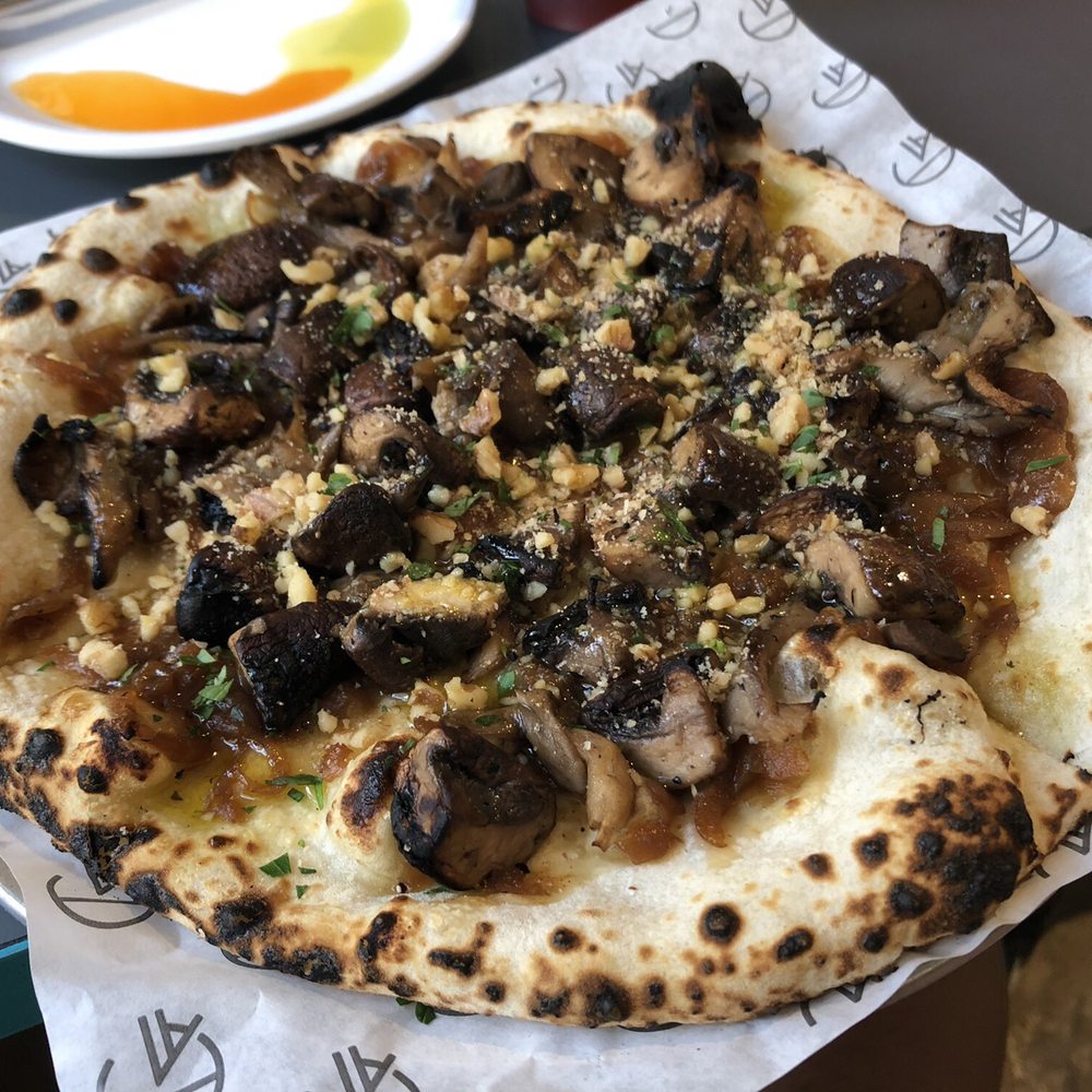 General Assembly Pizza - Fern Gully (Oyster mushroom) - Pizza Near Me - Toronto, Ontario