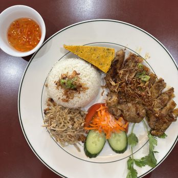 Pho Breeze - Grilled Lemongrass Pork Rice Plate - Vietnamese Near Me - Sidney, British Columbia Pho Breeze - Grilled Lemongrass Pork Rice Plate - Vietnamese Near Me - Sidney, British Columbia
