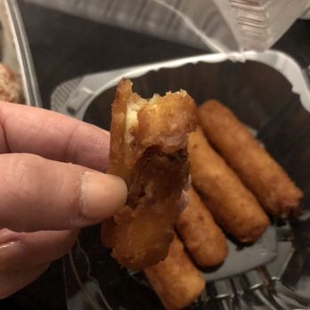 Pizza Fiore - Mozzarella sticks - Pizza Near Me - Miami Beach, Florida Pizza Fiore - Mozzarella sticks - Pizza Near Me - Miami Beach, Florida