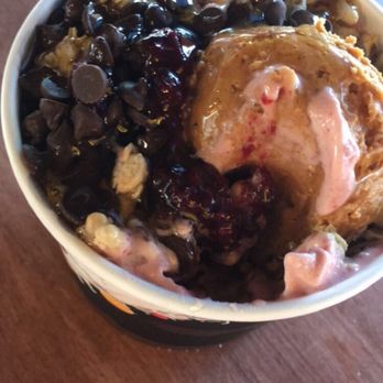 Rush Bowls - House ground peanut butter delicious jelly and chocolate chips all dairy free - Breakfast & Brunch Near Me - Denver, Colorado Rush Bowls - House ground peanut butter delicious jelly and chocolate chips all dairy free - Breakfast & Brunch Near Me - Denver, Colorado