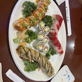 Tsunami Sushi - Sushi, Philadelphia Roll - Sushi Bars Near Me - Fairfax, Virginia