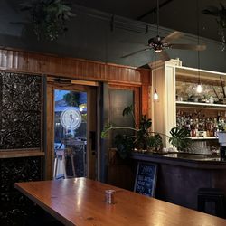 The Bank: Barroom & Eatery