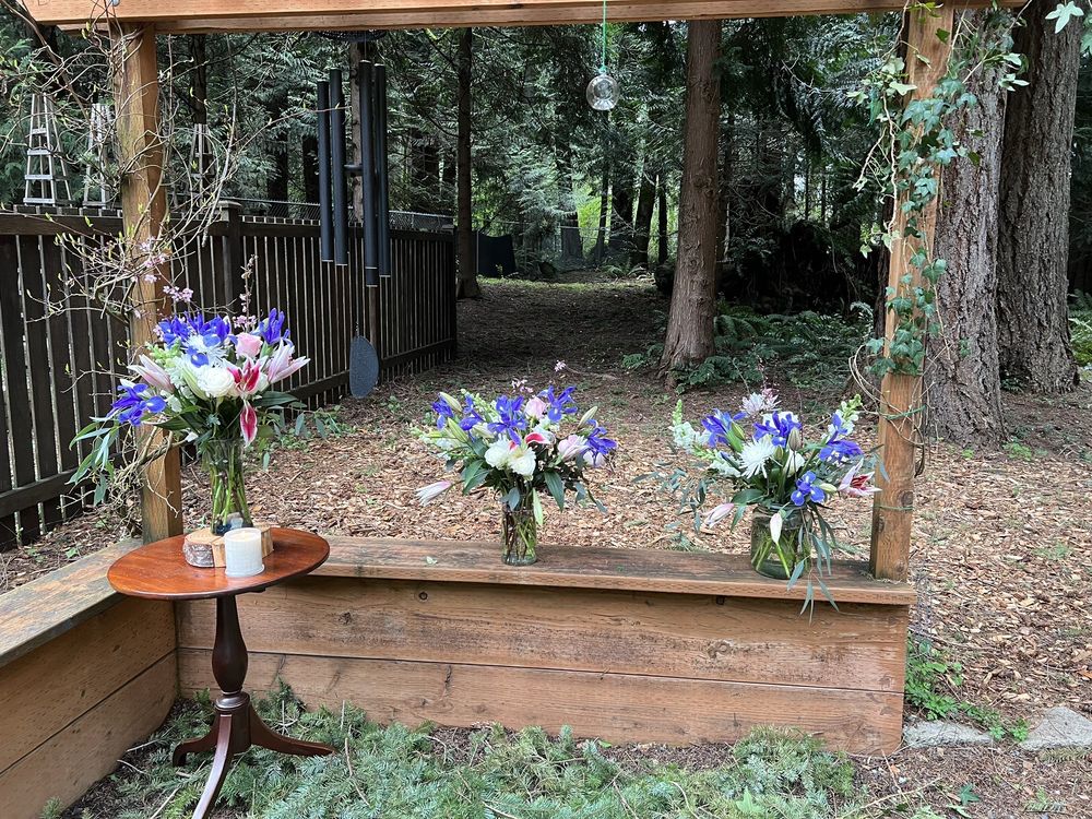 CASCADE FLORAL WHOLESALE Updated October 2024 14 Photos 2410 38th St, Everett, Washington