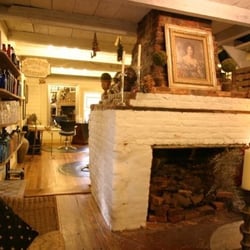 Voila' Salon