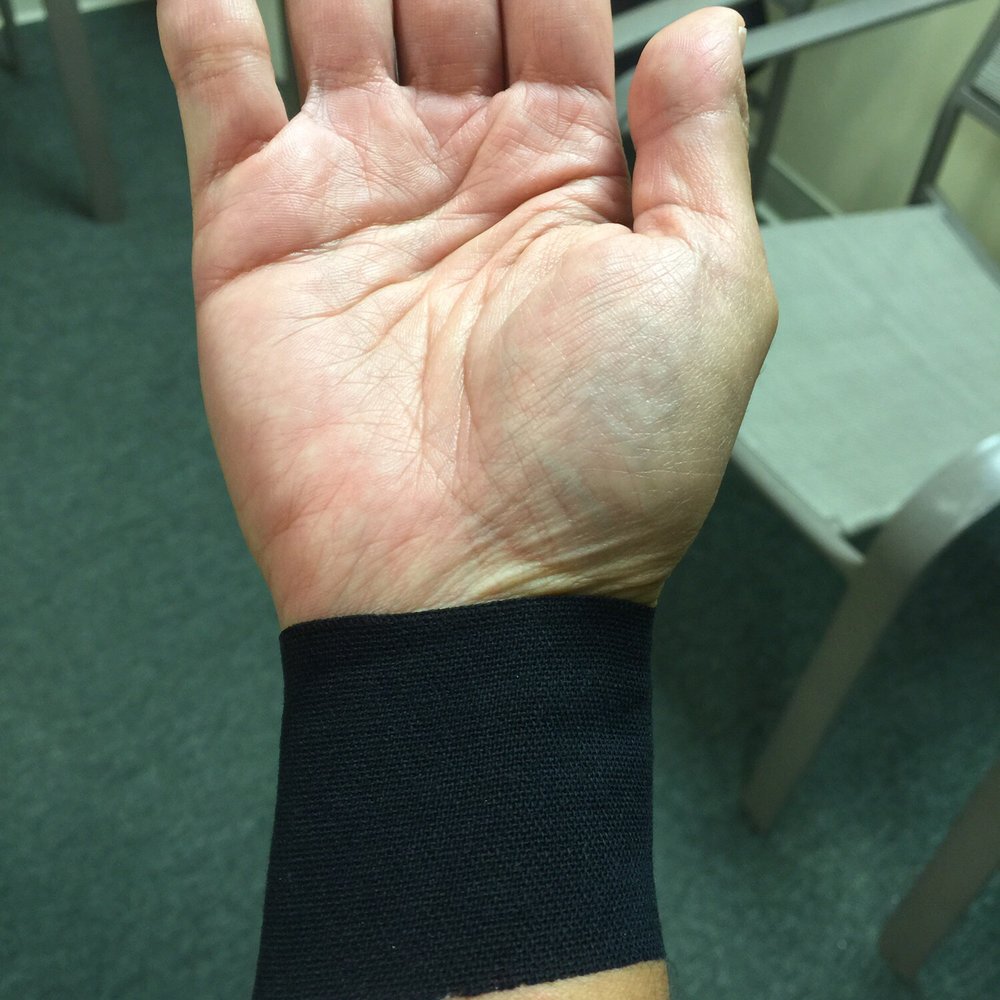 Ohana Chiropractic Center - Tape to help my carpal tunnel pain - Chiropractors Near Me - Honolulu, Hawaii Ohana Chiropractic Center - Tape to help my carpal tunnel pain - Chiropractors Near Me - Honolulu, Hawaii