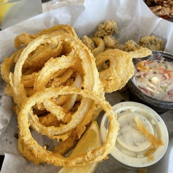 Steamers of Naples - Oysters and the BEST onion rings! - Seafood Near Me - Naples, Florida Steamers of Naples - Oysters and the BEST onion rings! - Seafood Near Me - Naples, Florida