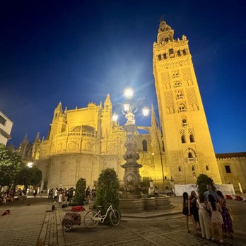 Cathedral de Sevilla - Churches Near Me - Seville, SE