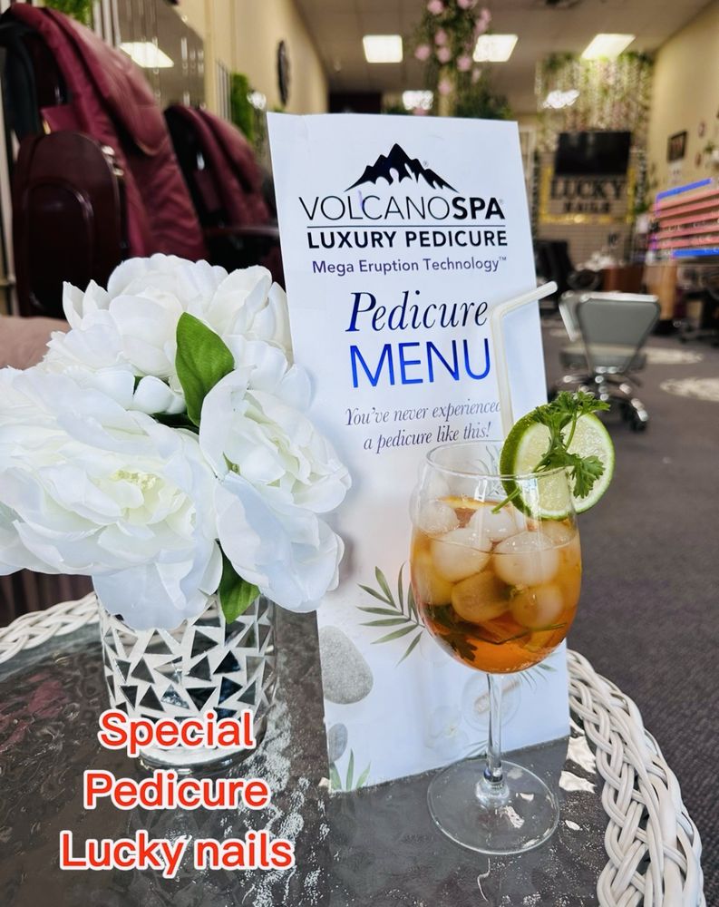 LUCKY NAIL Updated October 2024 16 Photos & 41 Reviews 210 S 72nd Ave, Yakima, Washington