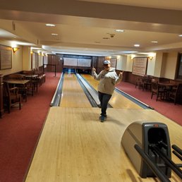 Bowling alley