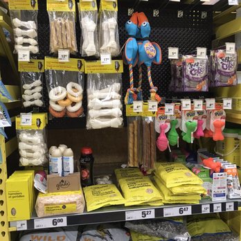 Rob's No Frills - a variety of dog treats - Grocery Near Me - Toronto, Ontario Rob's No Frills - a variety of dog treats - Grocery Near Me - Toronto, Ontario