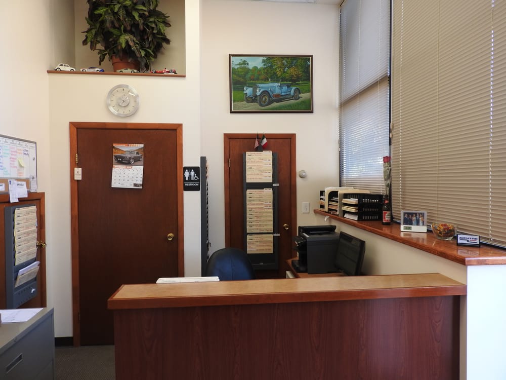 CENTRE AUTOBODY Body Shops 99 N Centre Ave, Rockville Centre, NY