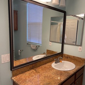 Tranquil Home - Sparkle bathroom! - Home Cleaning Near Me - San Diego, California Tranquil Home - Sparkle bathroom! - Home Cleaning Near Me - San Diego, California