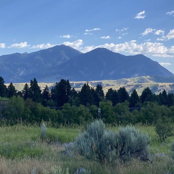 Peets Hill / Burke Park - Great mountain views - Parks Near Me - Bozeman, Montana Peets Hill / Burke Park - Great mountain views - Parks Near Me - Bozeman, Montana