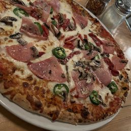 Make your own pie. Capicola ham, fresh cut mushrooms and jalapeño, and roasted red peppers Make your own pie. Capicola ham, fresh cut mushrooms and jalapeño, and roasted red peppers