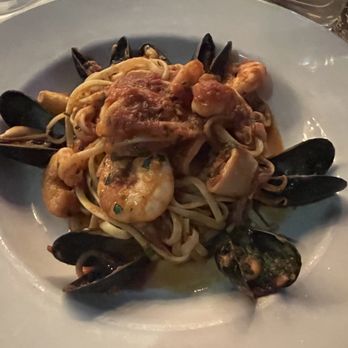 Quattro Gatti - Linguini pescatore - Italian Near Me - Austin, Texas