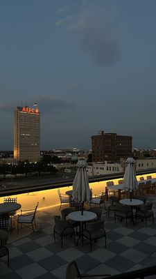 Bertie’s on the Rooftop by null