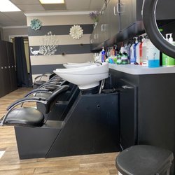 The Painted Peacock Salon - Beautiful salon ‍