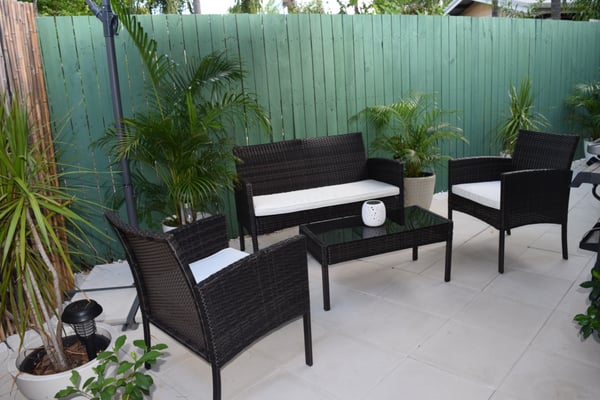 South Pacific BnB Clifton Beach, Cairns Queensland by null