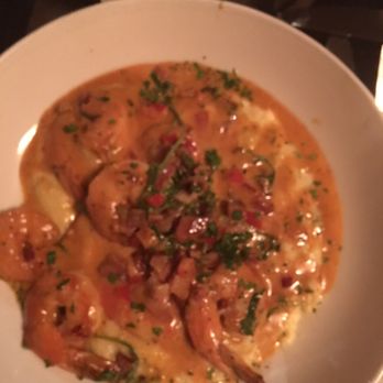 Bin 303 - Shrimp and grits - New American Near Me - Rockwall, Texas