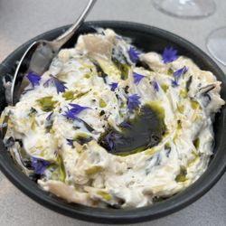 Cream spread for the bread