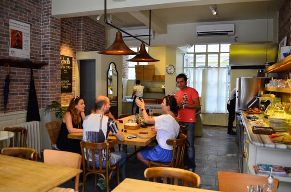 Forno Balat, İstanbul 'un En İyi Kahvaltı, Lahmacun ve Pizza & Pide Mekanları, Sizinle! by null