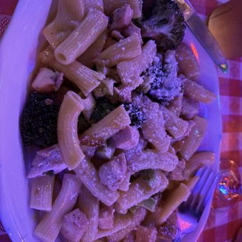 Tony & Elaine’s - Chicken Broccoli Ziti - Italian Near Me - Boston, Massachusetts Tony & Elaine’s - Chicken Broccoli Ziti - Italian Near Me - Boston, Massachusetts