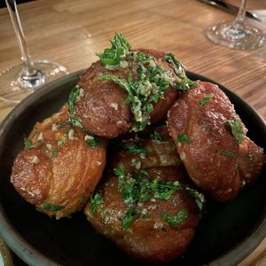 Photo of Reveler’s Hour - Washington, DC, United States. Garlic knots - unreal!