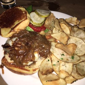 Blackfish - Burger - New American Near Me - Truro, Massachusetts